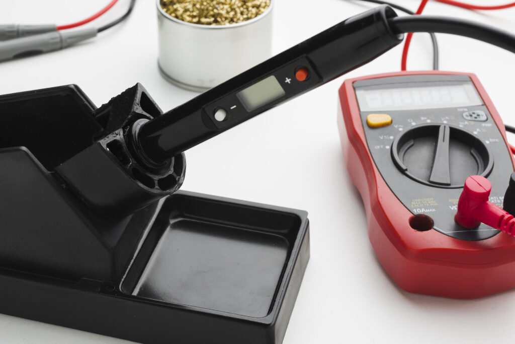 close up circuit reparing tool